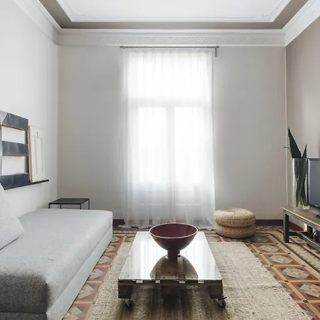 Barcelona Apartment Val-3