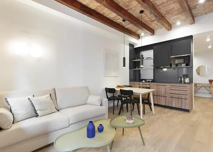 Diagonal Apartments By Olala Homes